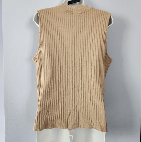 Liverpool Ribbed Sleeveless Top - Picture 2 of 5